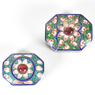 Lot 66 - PAIR OF INDIAN SILVER & CHAMPLEVE ENAMEL SNUFF / PILL BOXES