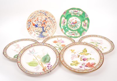 Lot 92 - COLLECTION OF 19TH CENTURY PLATES - JAPANESE & BRITISH EXAMPLES