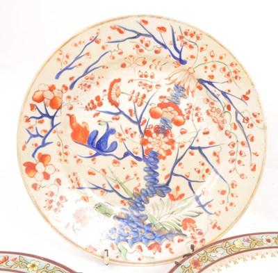 Lot 92 - COLLECTION OF 19TH CENTURY PLATES - JAPANESE & BRITISH EXAMPLES
