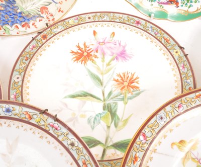 Lot 92 - COLLECTION OF 19TH CENTURY PLATES - JAPANESE & BRITISH EXAMPLES