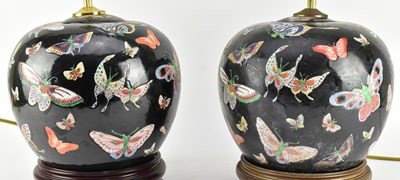 Lot 38 - PAIR OF QING DYNASTY FAMILLE NOIR CERAMIC LAMP BASE 清 黑底珐琅彩灯座一对