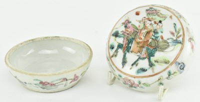 Lot 142 - TWO QING DYNASTY CERAMIC FAMILLE ROSE SEAL BOXES 清 粉彩印泥盒两个