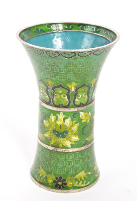 Lot 292 - 19TH CENTURY CHINESE CLOISONNE ENAMEL GREEN VASE