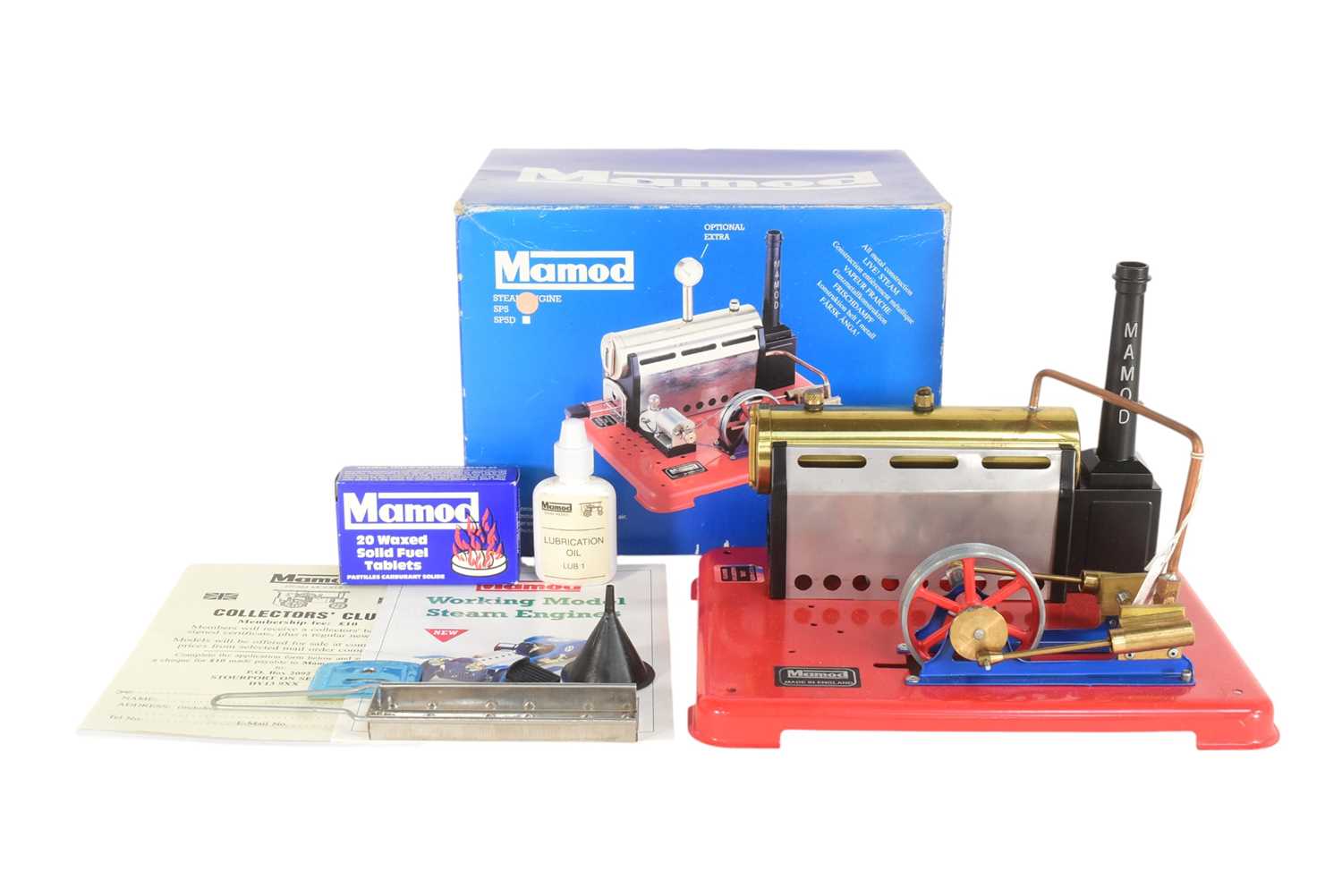 Lot 81 - MECCANO - X3 VINTAGE MECCANO CONSTRUCTOR SETS