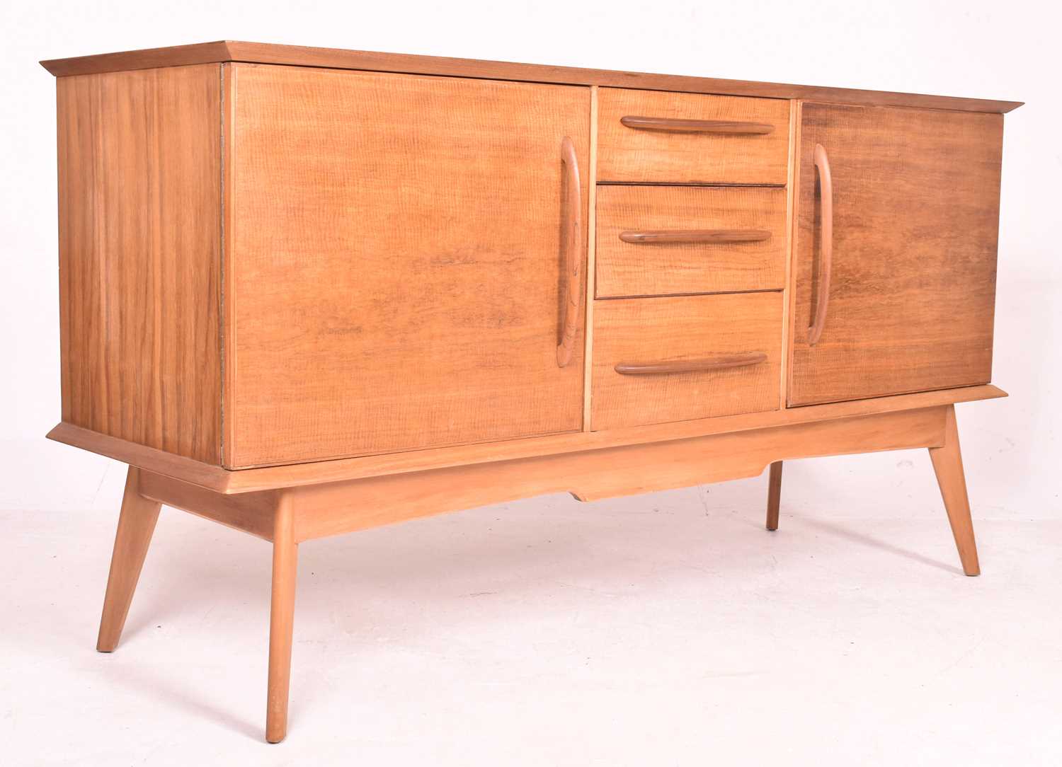 Lot 60 - ALFRED COX FURNITURE - VINTAGE MID CENTURY 1960S WALNUT SIDEBOARD