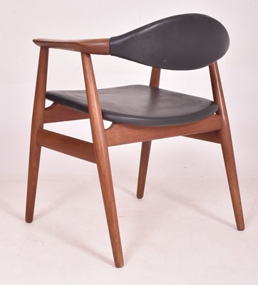 Lot 75 - ERIK KIRKEGAARD FOR GLOSTRUP - DANISH DESIGN TEAK & VINYL UPHOLSTERED ARMCHAIR