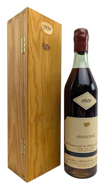 Lot 204 - BAS ARMAGNAC, CHATEAU DE LAUBADE, 1939 BOTTLE IN WOODEN BOX