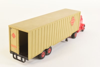 Lot 290 - DIECAST - VINTAGE DINKY SUPERTOYS TRACTOR TRAILER
