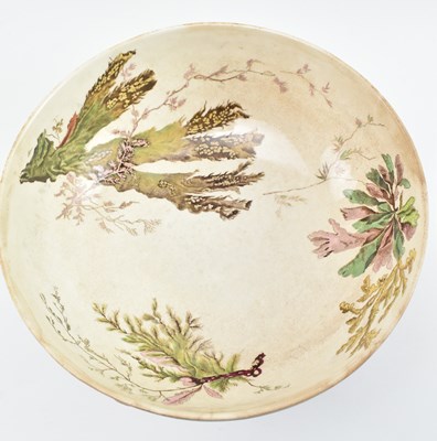 Lot 3 - WEDGWOOD - VICTORIAN AESTHETIC MOVEMENT LOBSTER MAJOLICA CERAMIC SERVING BOWL