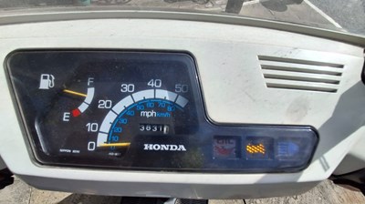 Lot 250 - MHW 870Y - 1982 HONDA NH80 79CC MOPED / MOTORCYCLE