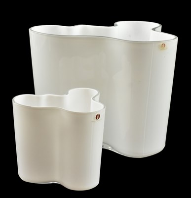 Lot 284 - ALVAR AALTO FOR IITTALA - SAVOY DESIGN - TWO STUDIO ART GLASS VASES