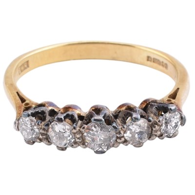 Lot 449 - HALLMARKED 18CT GOLD & DIAMOND FIVE STONE RING