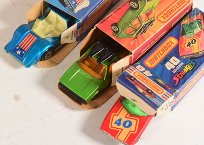 Lot 72 - DIECAST - MATCHBOX STREAK RACING SET & CARS