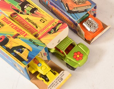 Lot 72 - DIECAST - MATCHBOX STREAK RACING SET & CARS
