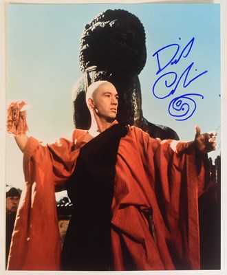 Lot 161 - DAVID CARRADINE (D.2009) - KUNG FU - SIGNED 8X10" PHOTOGRAPH - AFTAL