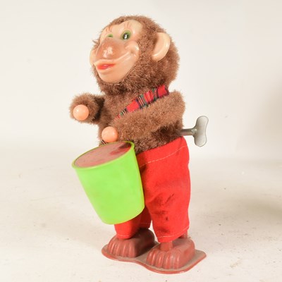 Lot 264 - TINPLATE TOYS - JAPANESE TINPLATE BATTERY OPERATED TOYS