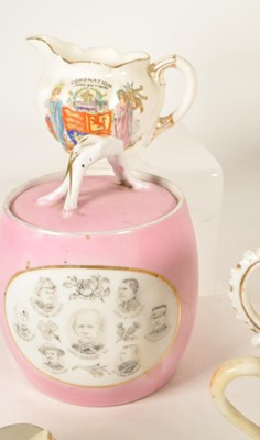 Lot 51 - LATE 19TH / 20TH CENTURY CHINA PORCELAIN ROYAL COMMEMORATIVE PIECES