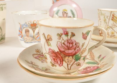 Lot 51 - LATE 19TH / 20TH CENTURY CHINA PORCELAIN ROYAL COMMEMORATIVE PIECES