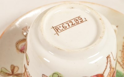 Lot 51 - LATE 19TH / 20TH CENTURY CHINA PORCELAIN ROYAL COMMEMORATIVE PIECES