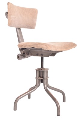 Lot 146 - LEABANK - MID CENTURY INDUSTRIAL MACHINIST SWIVEL CHAIR