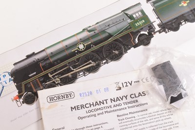 Lot 7 - MODEL RAILWAY - HORNBY MERCHANT NAVY CLASS LOCOMOTIVE