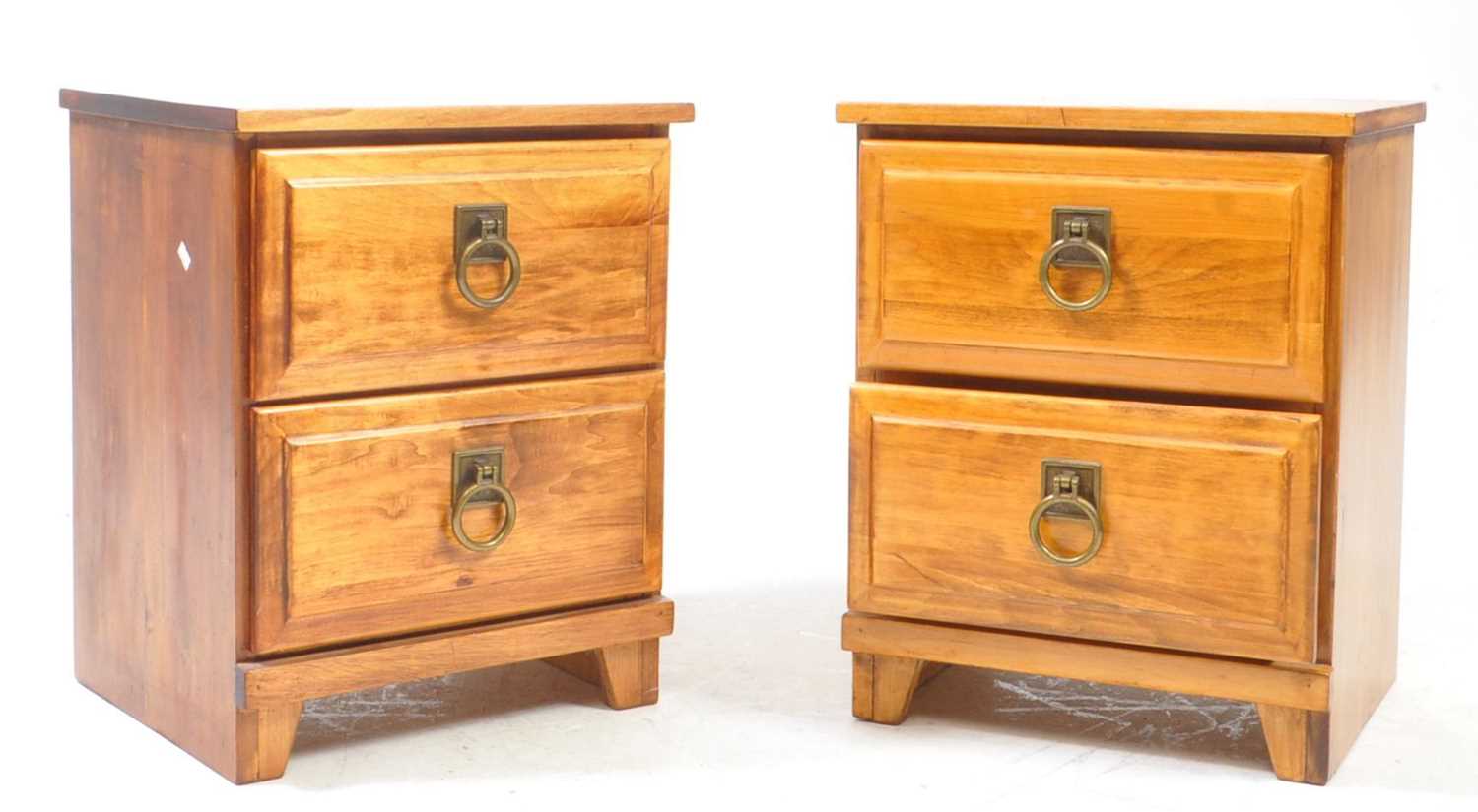 Lot 850 - CONTEMPORARY PAIR OF HARDWOOD BEDSIDE CHESTS