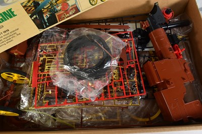 Lot 87 - MODEL KITS - BANDAI 1/16 SCALE STEAM ENGINE MODEL KIT