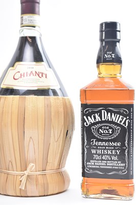Lot 168 - SIX BOTTLES OF BELLS WHISKY, JACK DANIELS WHISKEY, CHIANTI WINE & CALVADOS MORIN