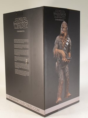 Lot 20 - STAR WARS - SIDESHOW COLLECTIBLES - PREMIUM FORMAT CHEWBACCA STATUE