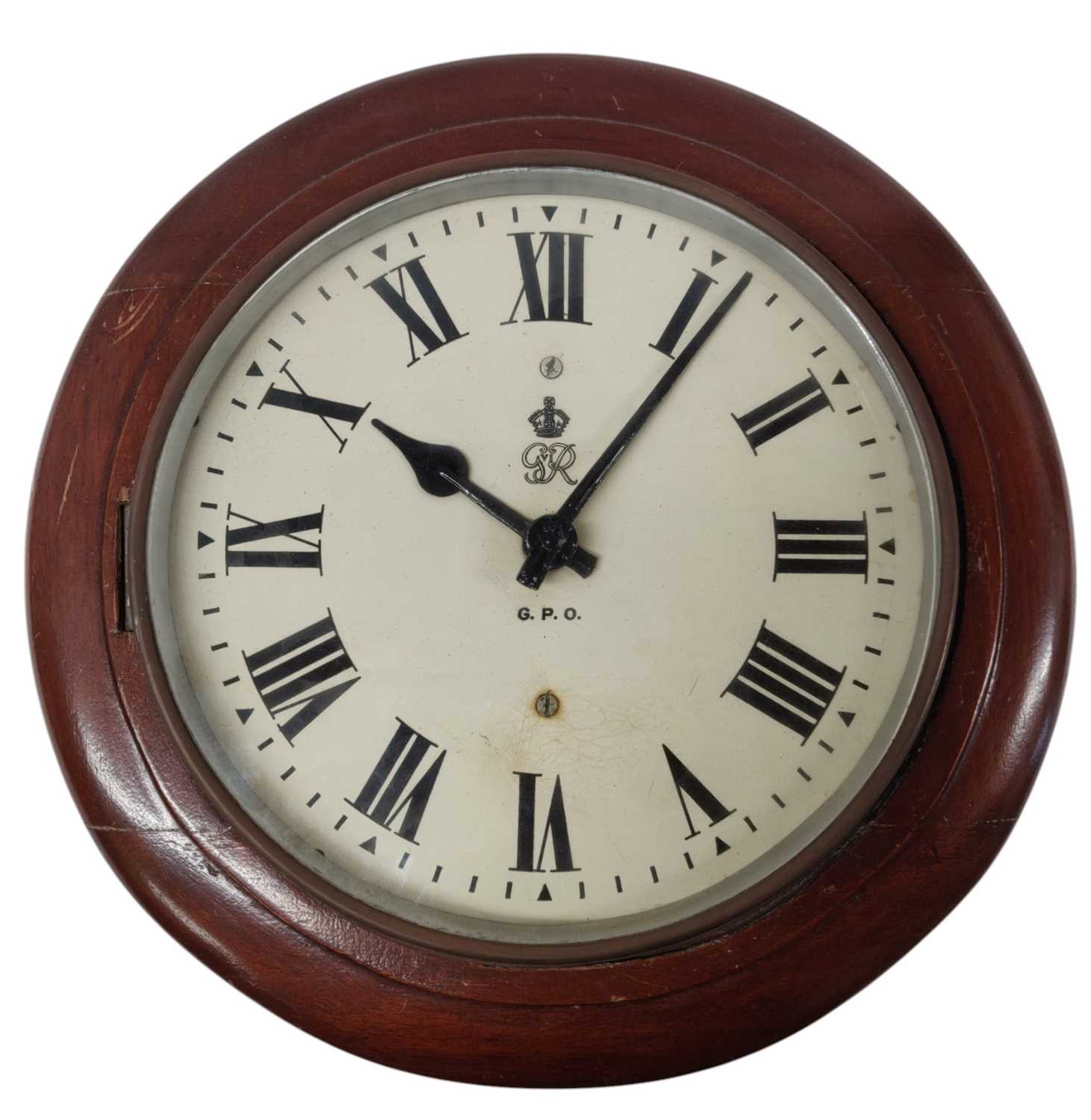 Lot 133 - EARLY 20TH CENTURY GENERAL POST OFFICE ELECTRIC WALL CLOCK
