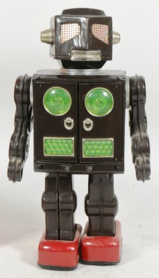 Lot 546 - TINPLATE TOYS - VINTAGE HORIKAWA ATTACKING MARTIAN