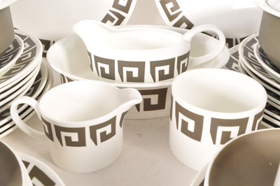 Lot 444 - WEDGWOOD - LATE 20TH CENTURY SUSIE COOPER "KEYSTONE" DINNER SERVICE