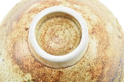 Lot 33 - DAVID & MARGARET FRITH FOR BROOKHOUSE POTTERY - VINTAGE STUDIO POTTERY CENTREPIECE FRUIT BOWL