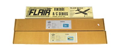 Lot 376 - MODEL PLANES - X3 MODEL PLANE KITS