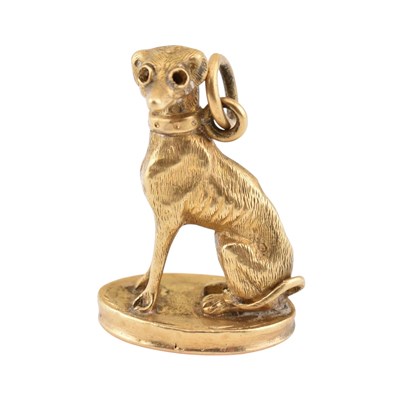 Lot 98 - 19TH CENTURY GOLD DOG CHARM SEAL FOB PENDANT