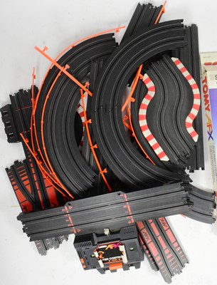 Lot 123 - SLOT CAR RACING - VINTAGE AURORA TOMY AFX SLOT CARS & TRACK