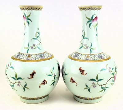 Lot 12 - PAIR OF LARGE “NINE PEACHES” TIANQIUPING VASES 宣统款 粉彩九桃图大天球瓶