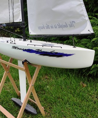 Lot 126 - RC MODELS - NAUTICUS MONSOON RADIO CONTROL MODEL YACHT