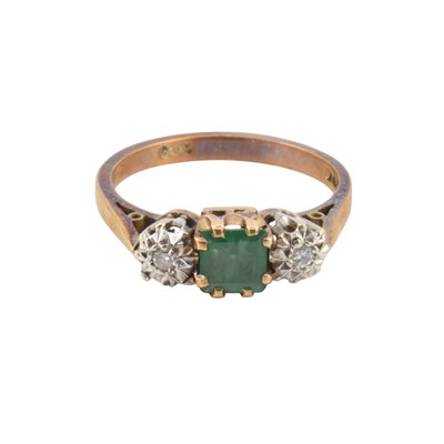 Lot 344 - 9CT GOLD EMERALD & DIAMOND THREE STONE RING