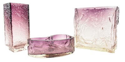 Lot 264 - KAJ BLOMQVIST FOR KUMELA OY - SELECTION OF GLASS VASES