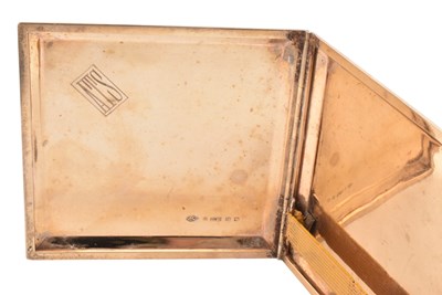 Lot 30 - 1920s HALLMARKED 9CT GOLD CIGARETTE CASE