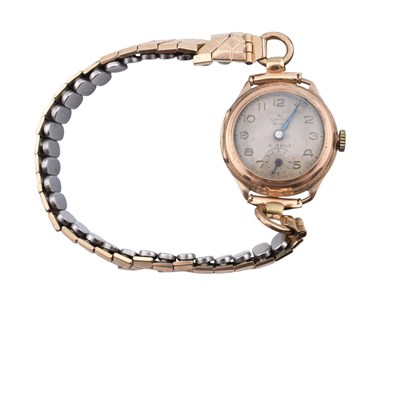 Lot 197 - HALLMARKED 9CT GOLD SMITHS DE LUXE WRISTWATCH