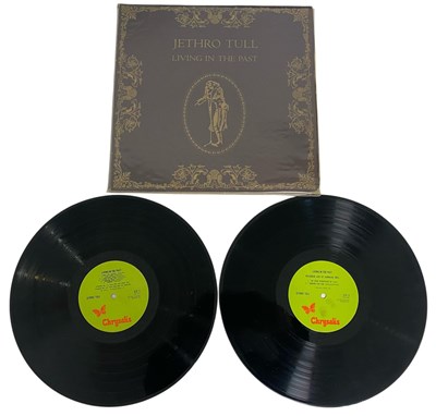 Lot 45 - JETHRO TULL - SELECTION OF VINYL RECORD ALBUMS
