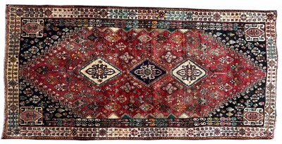 Lot 449 - EARLY 20TH CENTURY SOUTH WEST PERSIAN QASHGAI CARPET RUNNER