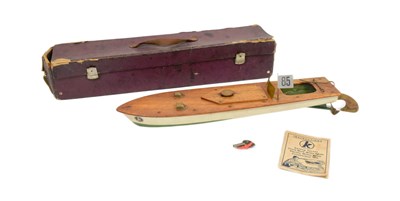 Lot 20 - MODEL BOATS - VINTAGE KELLNER CLOCKWORK BOAT