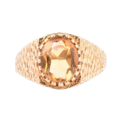 Lot 249 - HALLMARKED 9CT GOLD & CITRINE RING