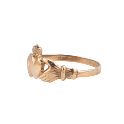 Lot 263 - HALLMARKED 9CT CLADDAGH RING