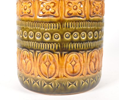 Lot 63 - 1970S WEST GERMAN FLOOR STANDING ART VASE / UMBRELLA STAND