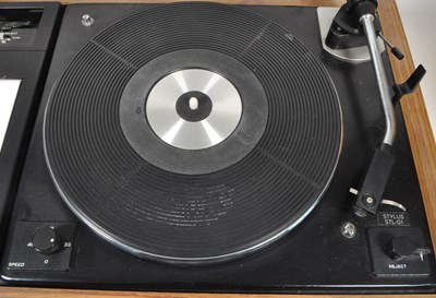 Lot 403 - VINTAGE SANYO STEREO MUSIC SYSTEM MODEL GXT 4444 WITH TWO SPEAKERS