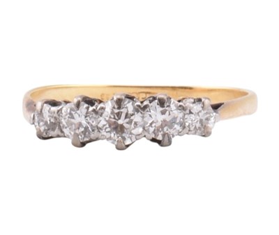 Lot 222 - 18CT GOLD & PLATINUM DIAMOND FIVE STONE RING